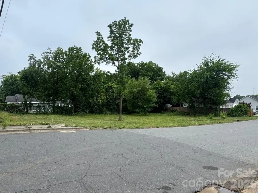 2211 Carmine Street, Charlotte, NC 28206 - #2