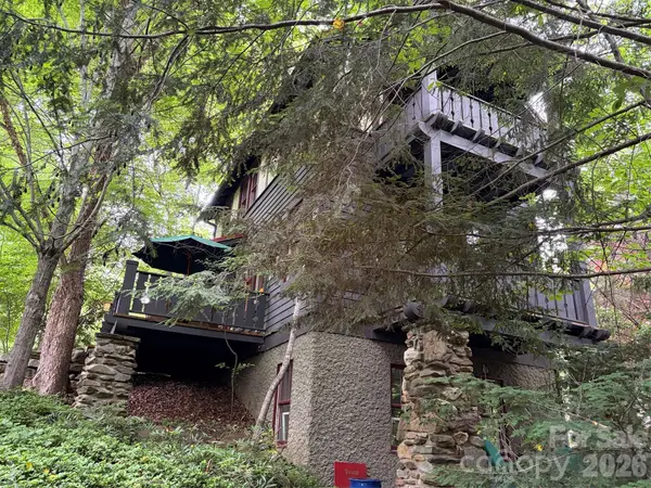 46 Cheshire Drive, Black Mountain, NC 28711