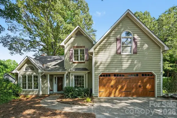 3032 Oakcroft Drive, Matthews, NC 28105