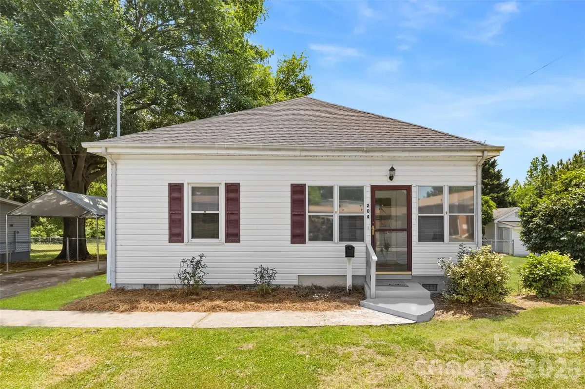 204 Hampshire Lane, Clover, SC 29710 - #1