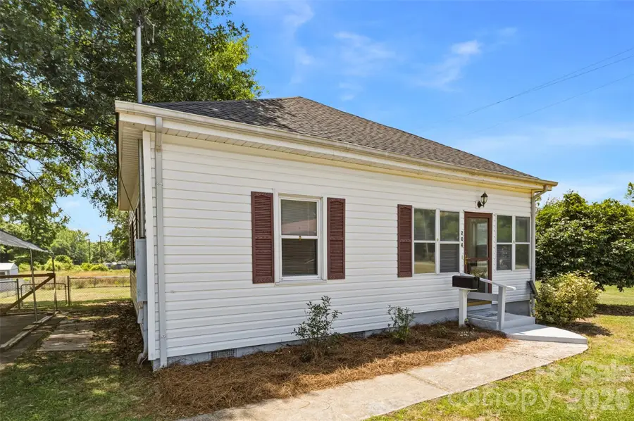 204 Hampshire Lane, Clover, SC 29710 - #3