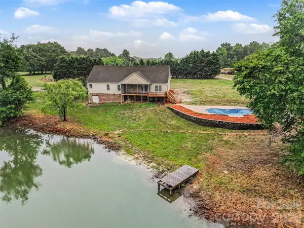 1060 Moss Lake Drive, Clover, SC 29710