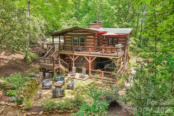17198 Rosman Highway, Lake Toxaway, NC 28747