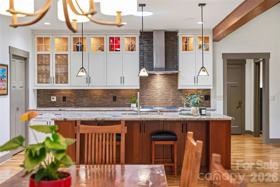 15 E Owl Creek Lane, Fairview, NC 28730 - #2