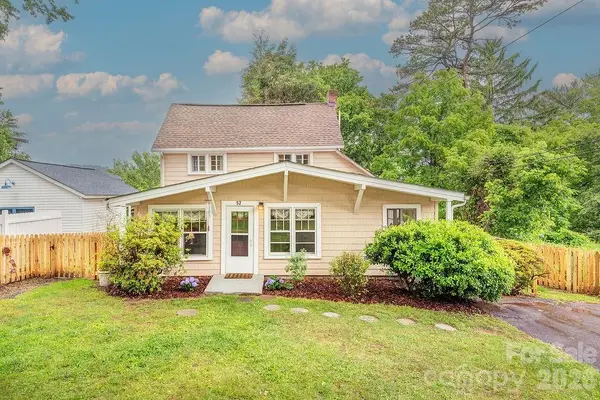 52 Gracelyn Road, Asheville, NC 28804