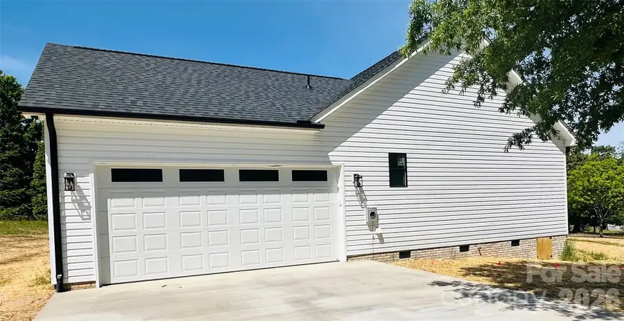 417 E 2nd Street, Faith, NC 29041 - #2