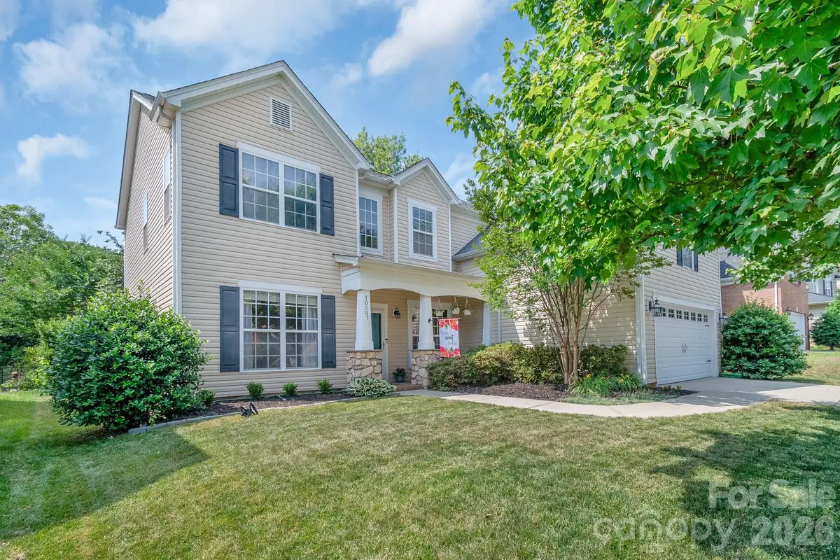 10507 Bere Island Drive, Charlotte, NC 28278 - #1