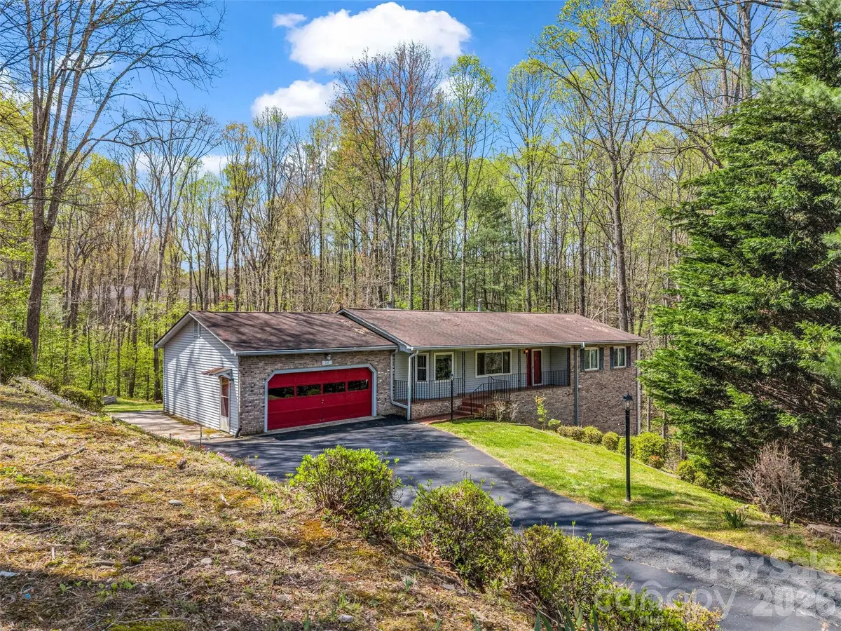 525 Maren Court, Hendersonville, NC 28739 - #1