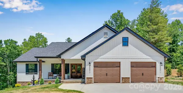 1203 Summerhill Street Sw, Lenoir, NC 28645