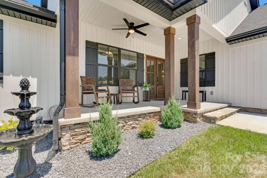 1203 Summerhill Street Sw, Lenoir, NC 28645 - #2