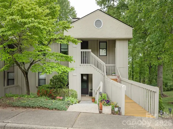 1305 Abbey Circle, Asheville, NC 28805