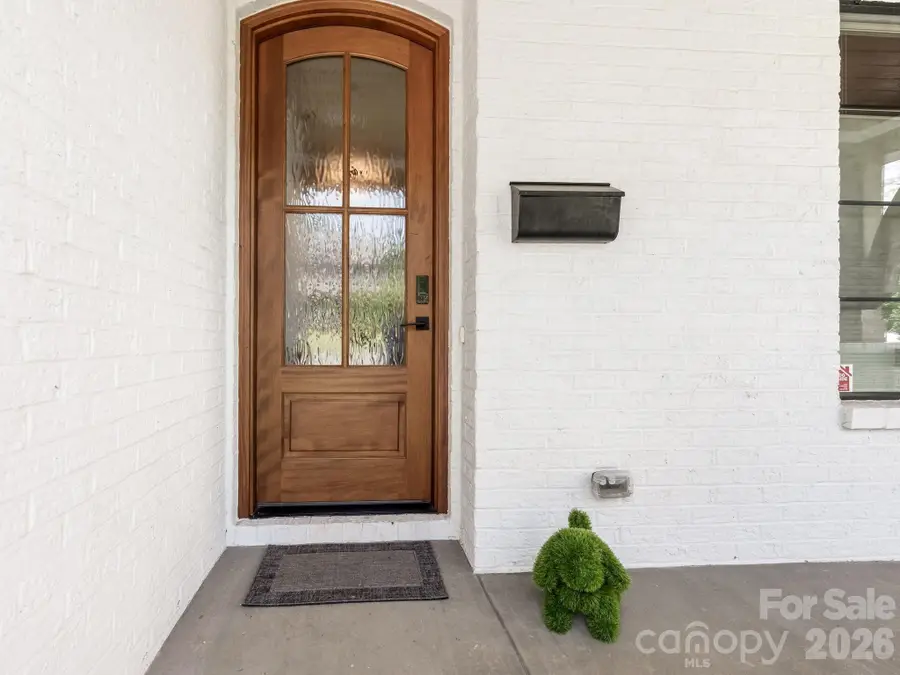 2928 Hanson Drive, Charlotte, NC 28207 - #2