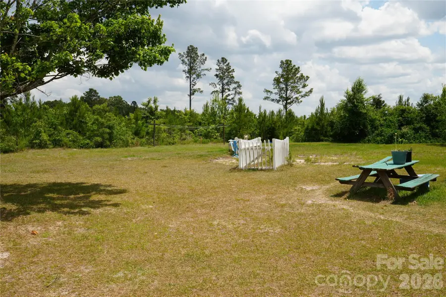 424 Press Walters Road, Hartsville, SC 29550 - #2