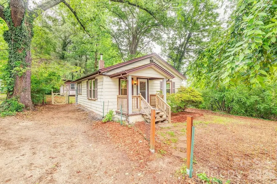 1 Narbeth Road, Asheville, NC 28806 - #2