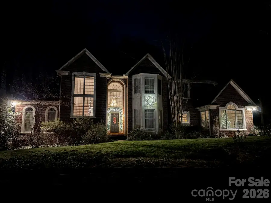 4909 Deer Walk Avenue, Charlotte, NC 28270 - #3