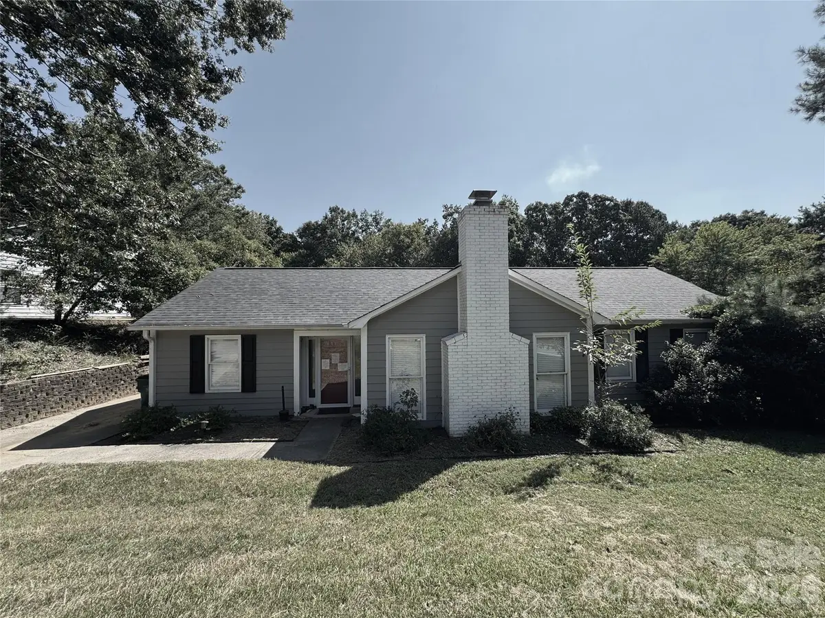 6201 Thermal Road, Charlotte, NC 28211 - #1