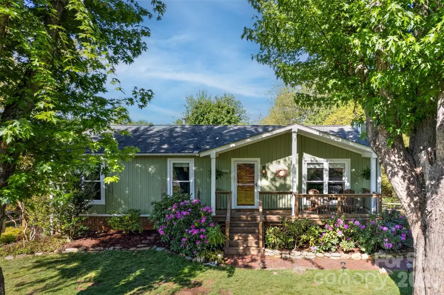 34 Knoll Ridge Drive, Asheville, NC 28804 - #2