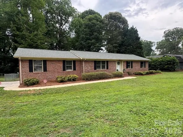 9409 Wedgewood Drive, Huntersville, NC 28078
