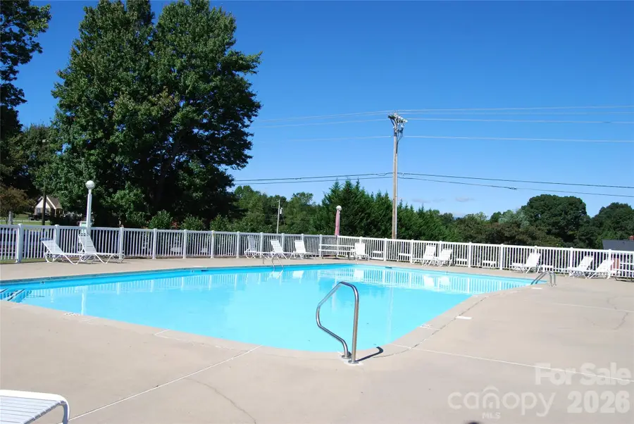 4068 Plantation Drive #18, Morganton, NC 28655 - #2