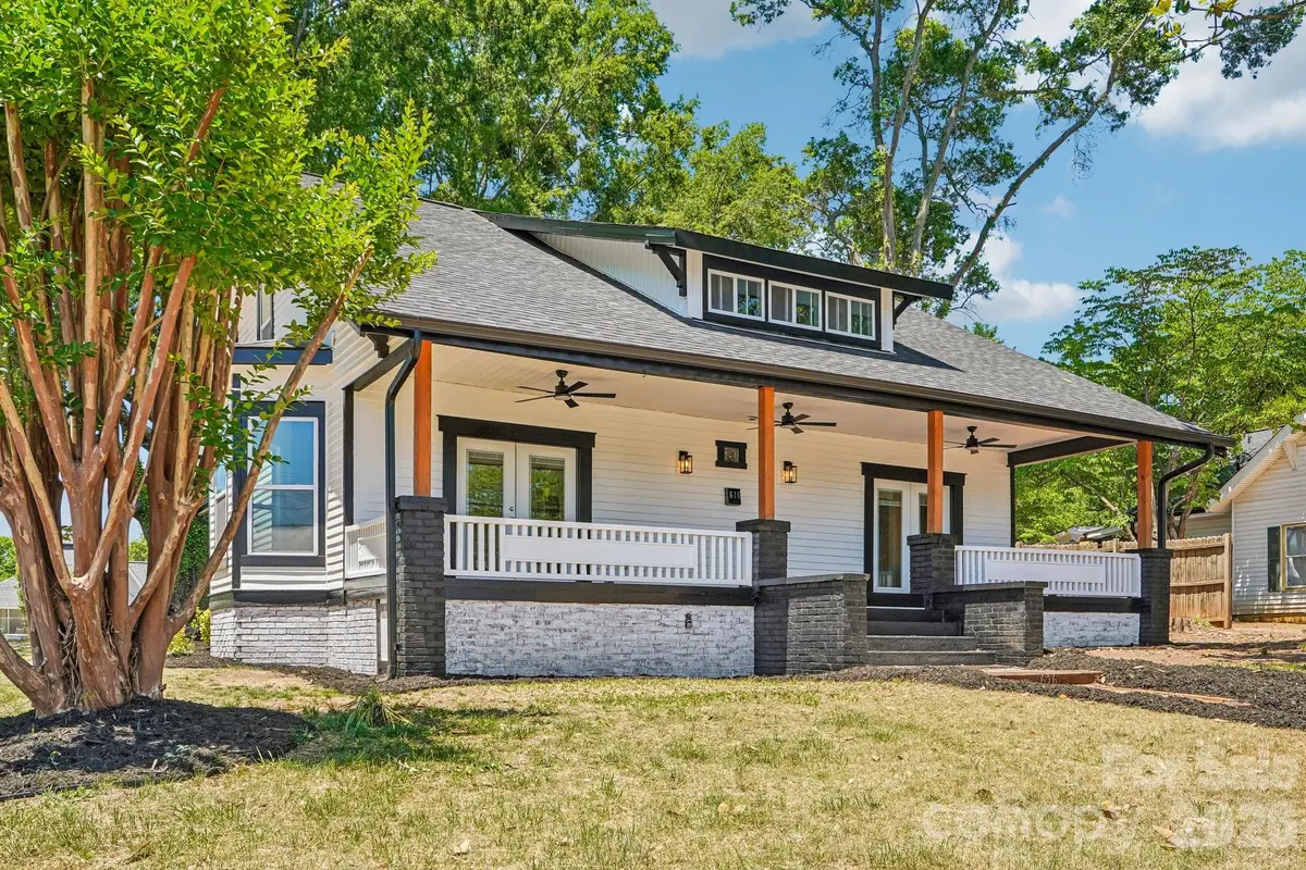 616 14th Street Sw, Hickory, NC 28602 - #1