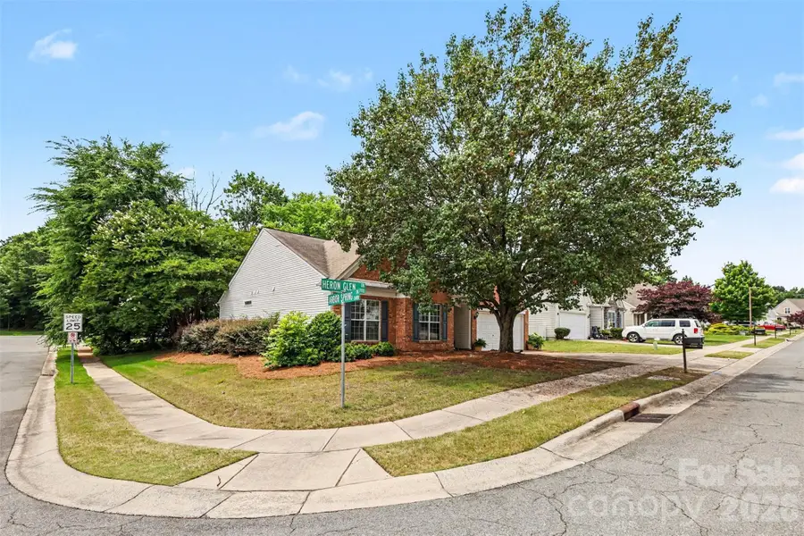 8708 Heron Glen Drive, Charlotte, NC 28269 - #3