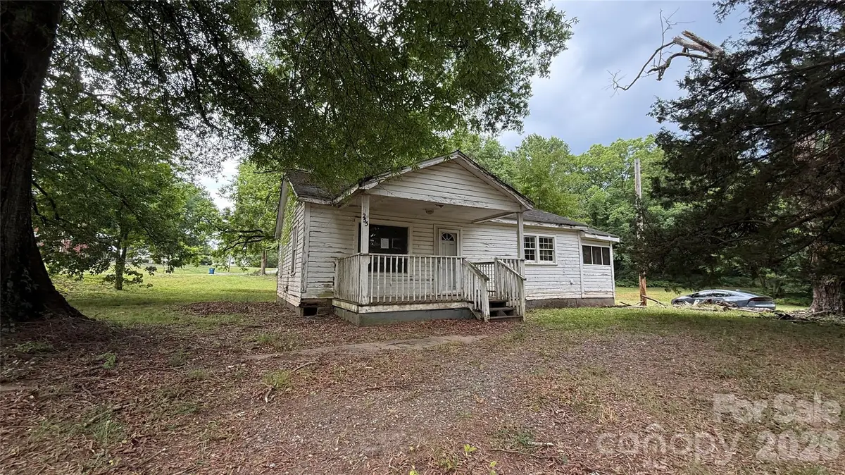 255 Washington Street, Forest City, NC 28043 - #1