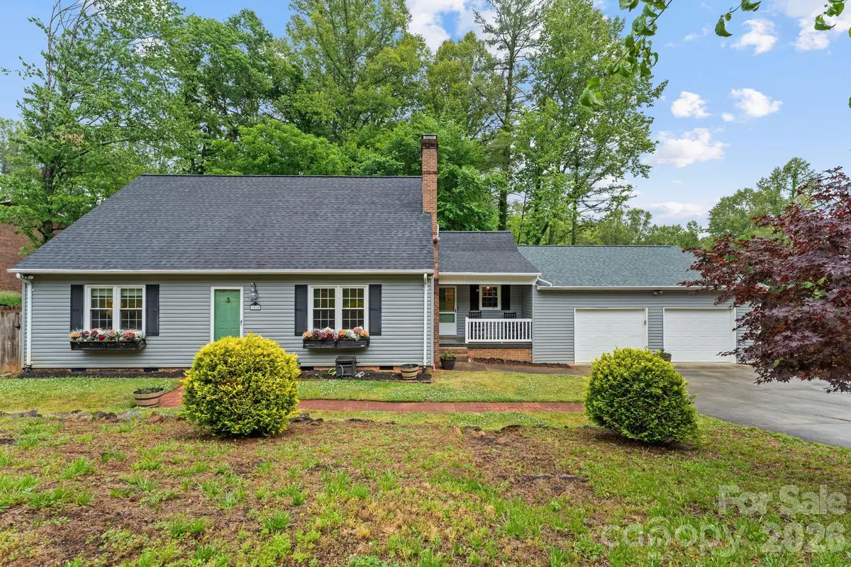 1014 Bramblewood Court Ne, Lenoir, NC 28645 - #1