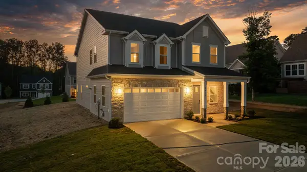 3875 12th Street Court Ne, Hickory, NC 26801