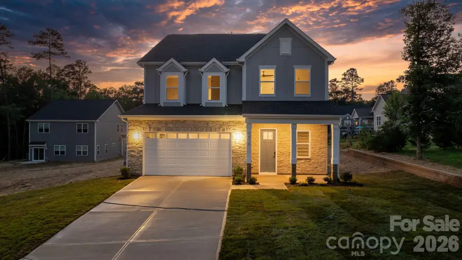 3875 12th Street Court Ne, Hickory, NC 26801 - #3