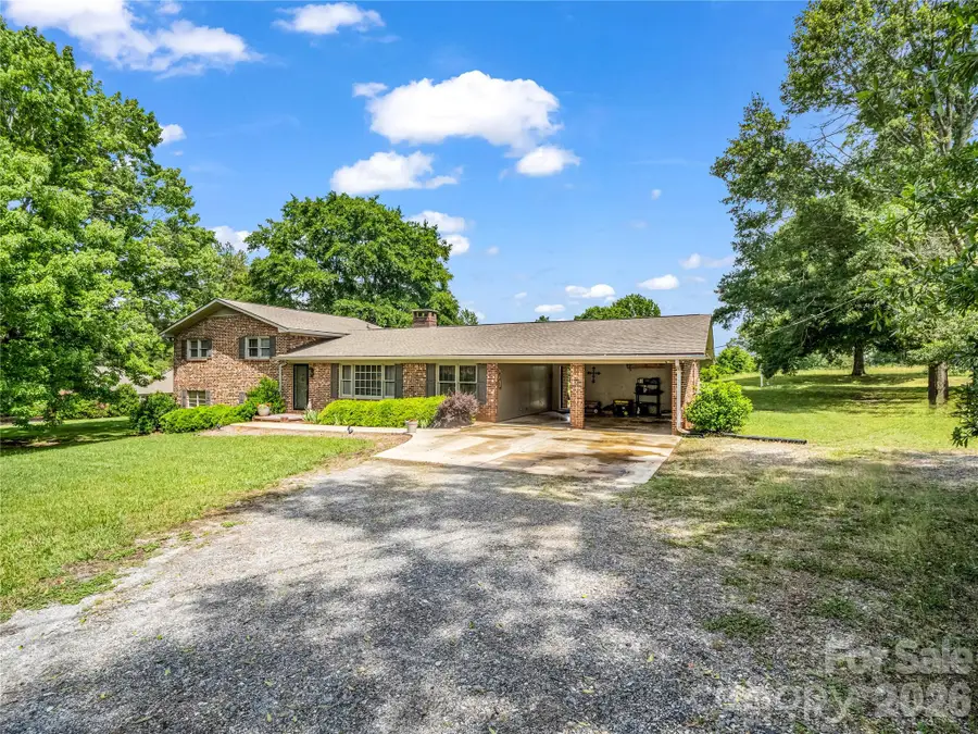 72 Mcentire Road, Tryon, NC 28782 - #2