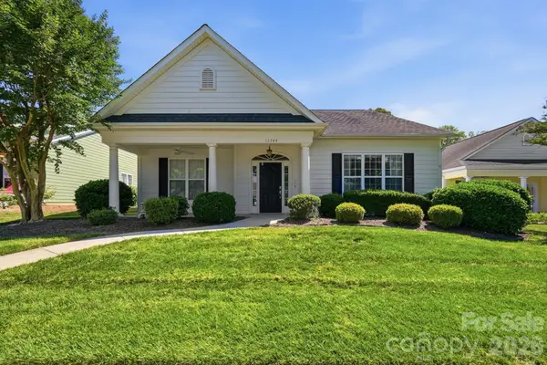 13344 Old Compton Court, Pineville, NC 28134