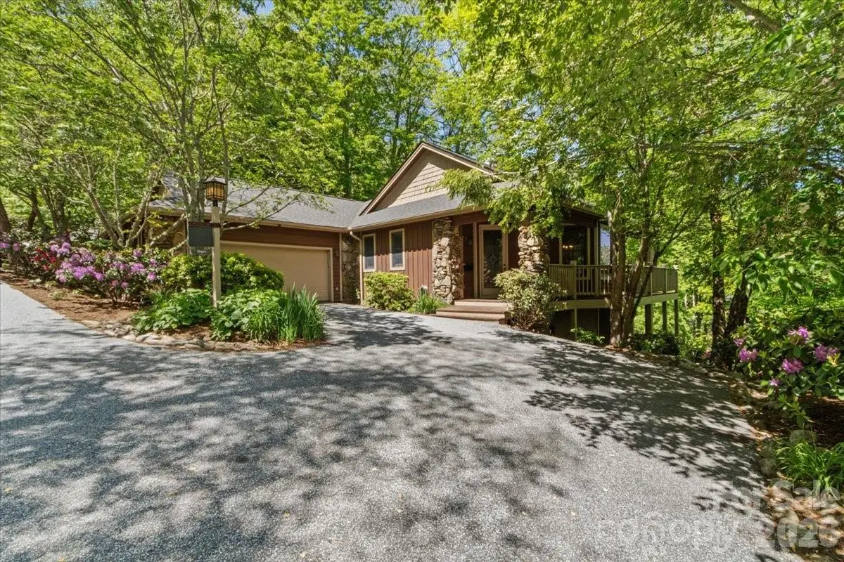 15 Ivy Point Lane, Burnsville, NC 28714 - #1