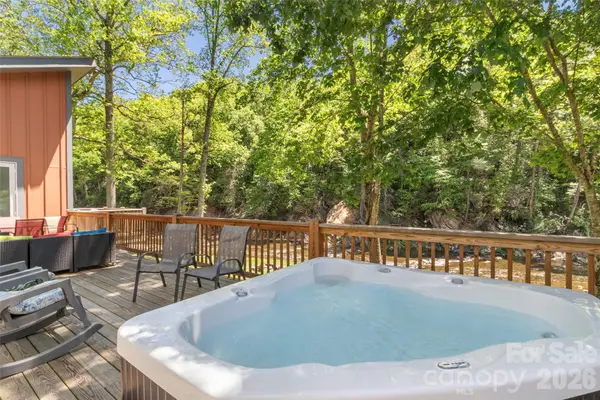 8061 State Hwy 80 S None, Burnsville, NC 28714