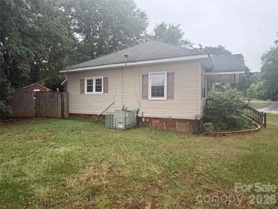 204 Madora Street, Mount Holly, NC 28120 - #2