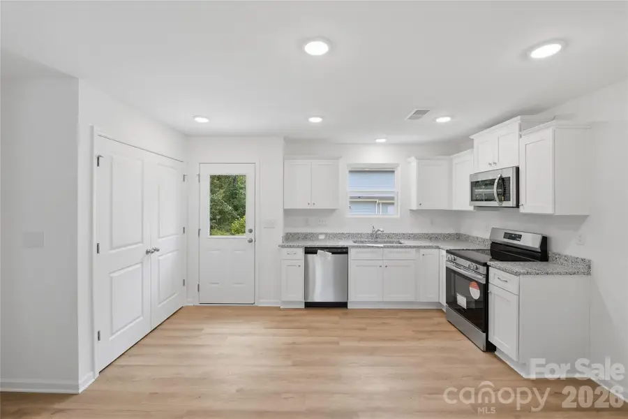 422 Kershaw Street, Lancaster, SC 29720 - #3
