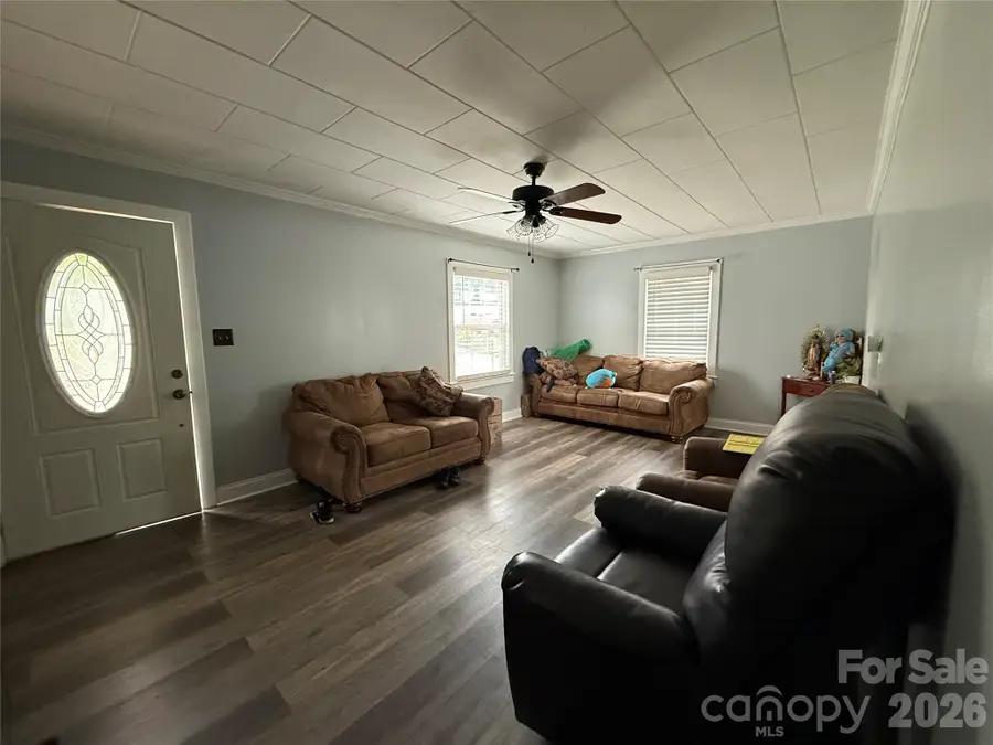 709 Dixie Avenue Nw, Valdese, NC 28690 - #3