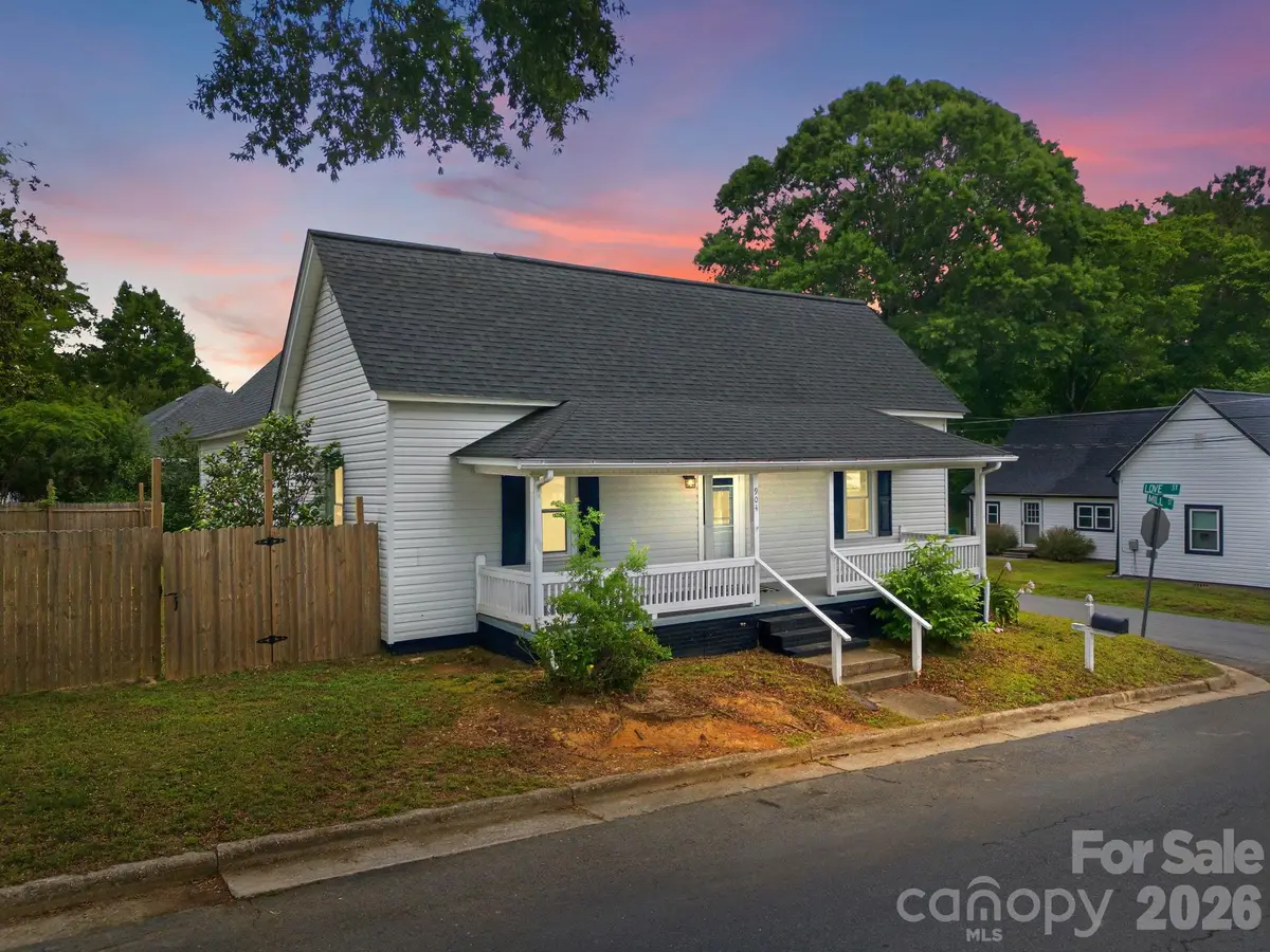 904 Mill Street, Albemarle, NC 28001 - #1
