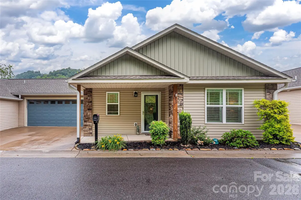 122 February Lane, Waynesville, NC 28785 - #1