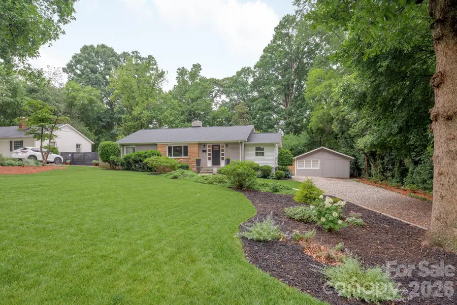 3227 Driftwood Drive, Charlotte, NC 28205 - #3