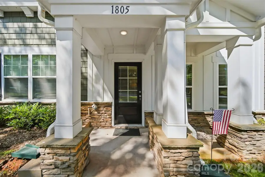 1805 Edgewater Drive Nw, Conover, NC 28613 - #3