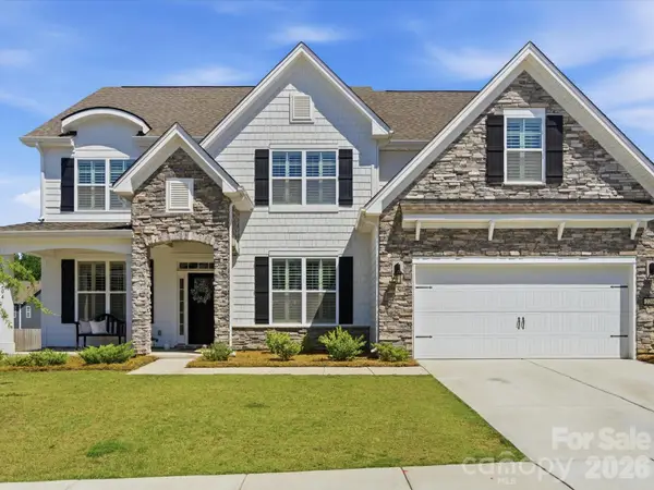 2204 Skybrook Oaks Drive, Huntersville, NC 28078