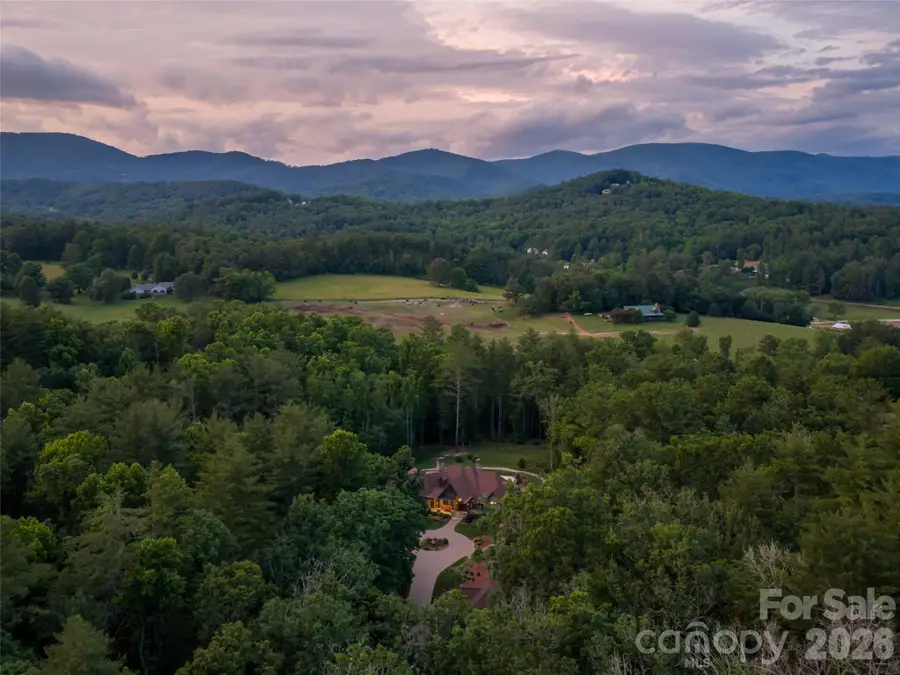 151 Bridgewater Drive, Fletcher, NC 28732 - #2