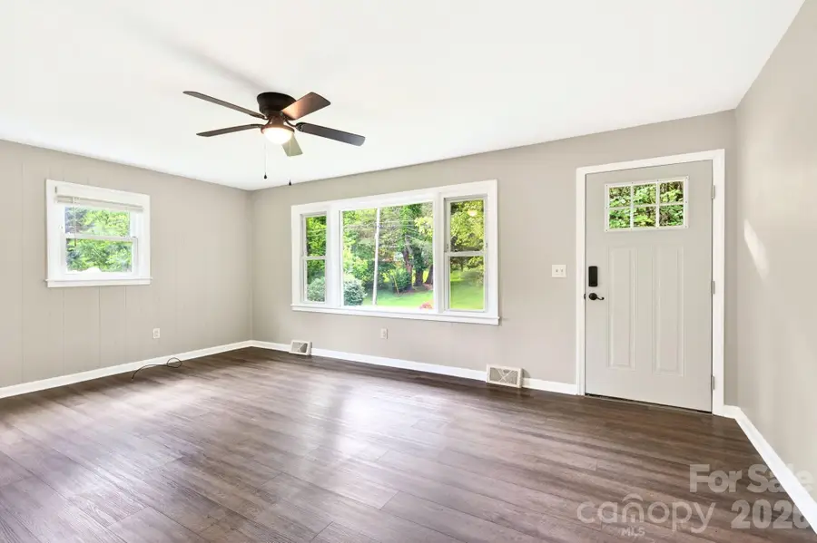 65 Farley Street, Waynesville, NC 28786 - #3