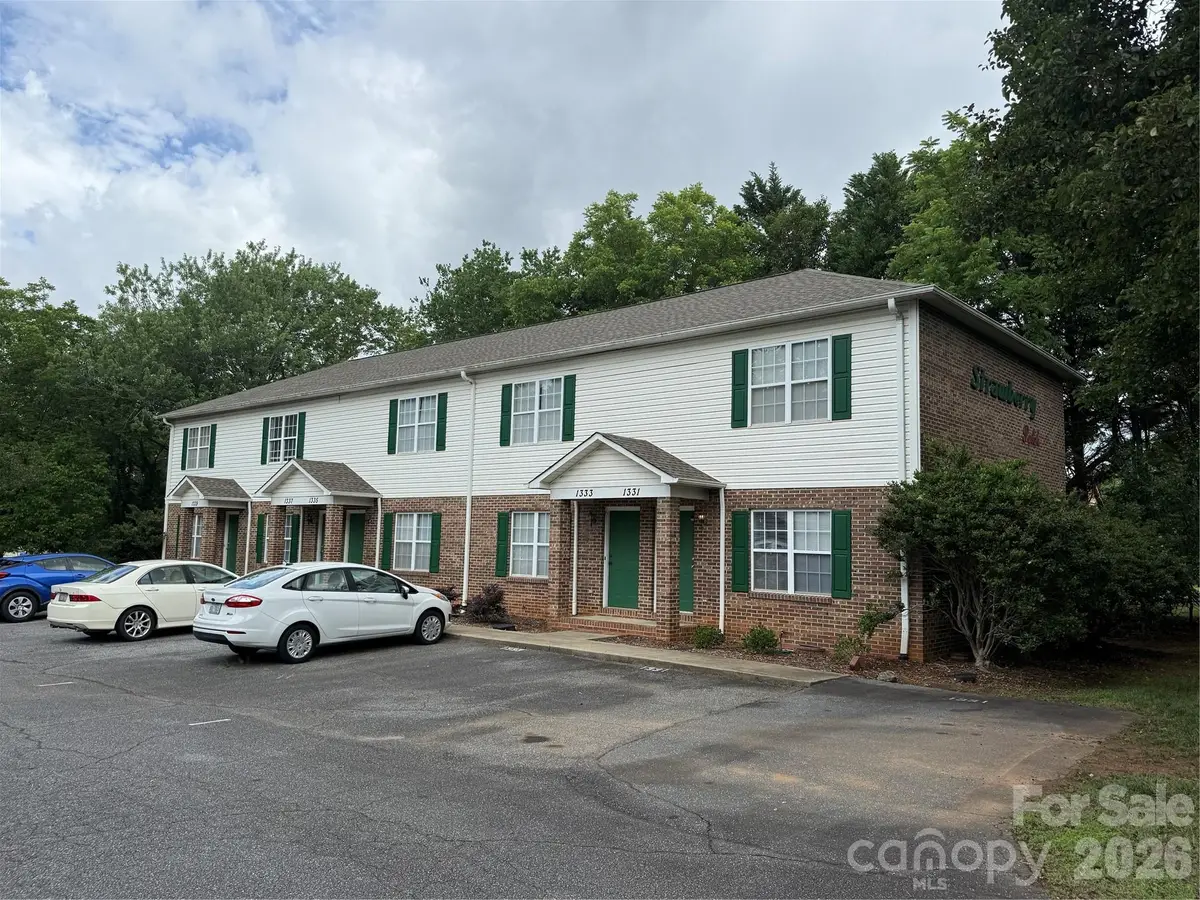 1310 and 1323 14th Street Drive Ne, Hickory, NC 28601 - #1