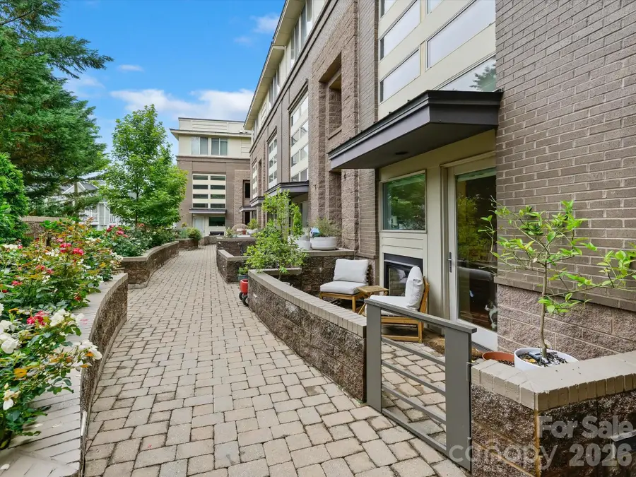 420 Queens Road, Charlotte, NC 28207 - #3
