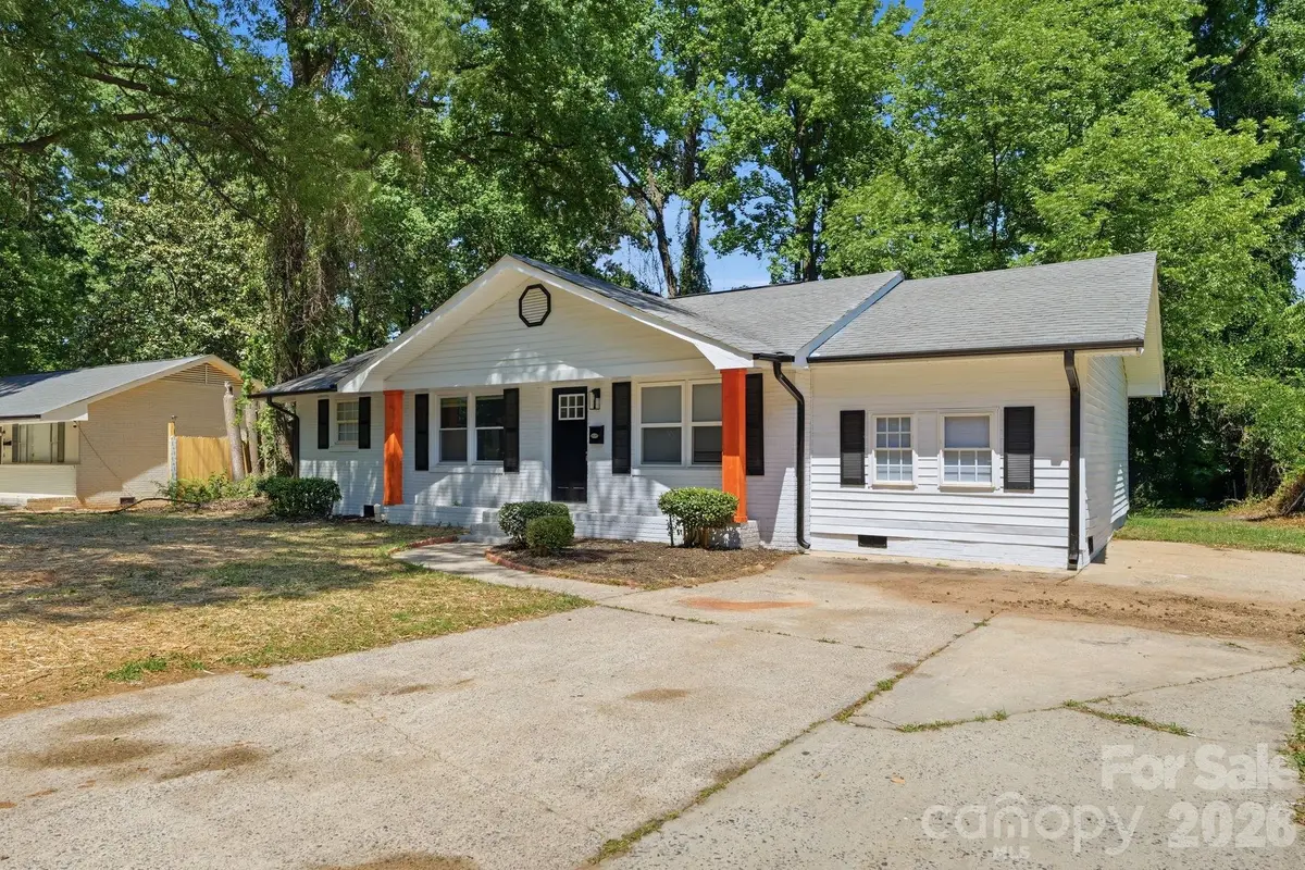 810 Echo Glen Road, Charlotte, NC 28213 - #1