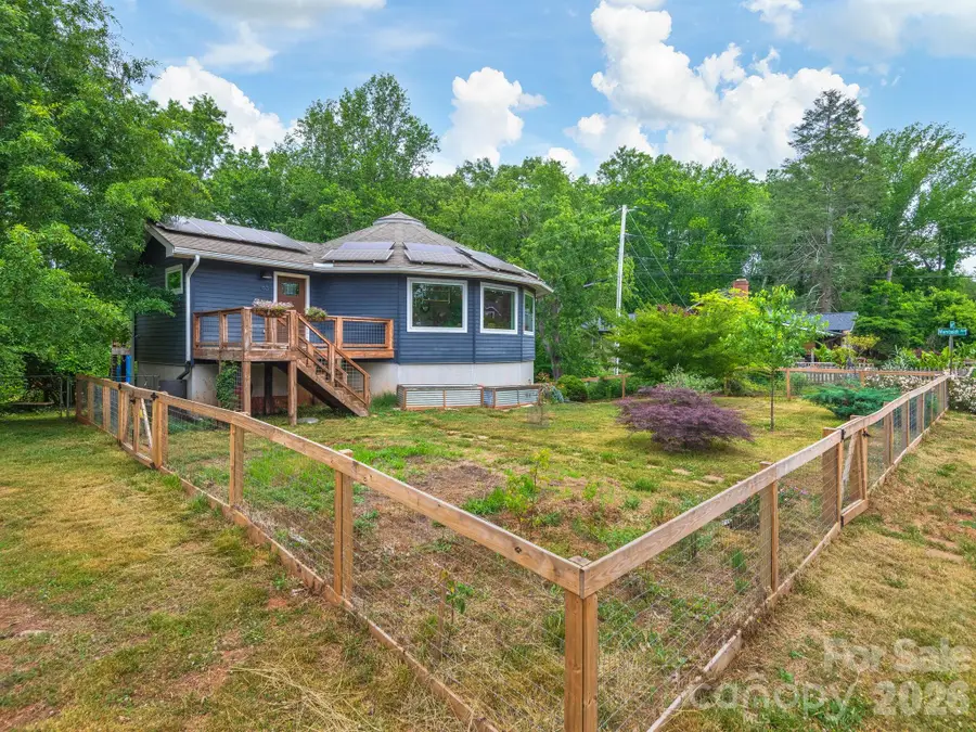 63 Beverly Road W, Asheville, NC 28806 - #2