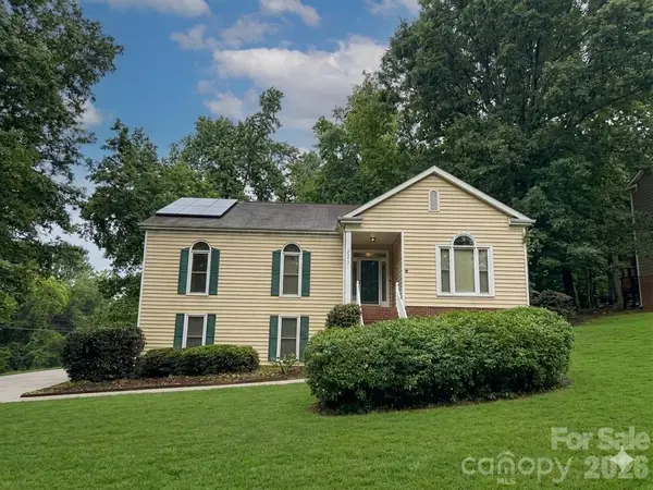 2001 Colony Hill Drive, Charlotte, NC 28214
