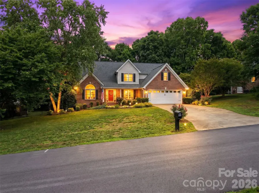 1197 Waterford Drive, Hickory, NC 28602 - #2