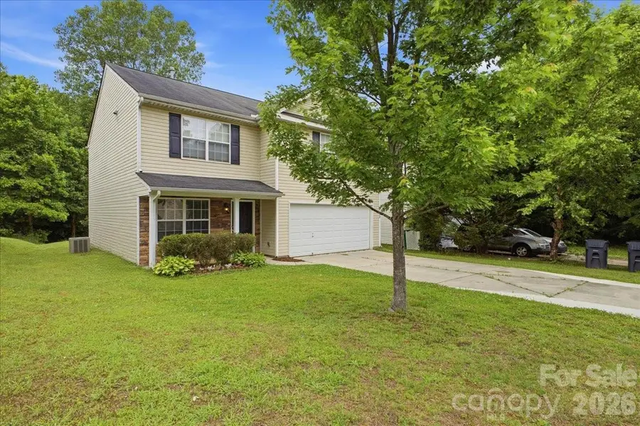 7143 Wandering Creek Drive, Charlotte, NC 28216 - #2